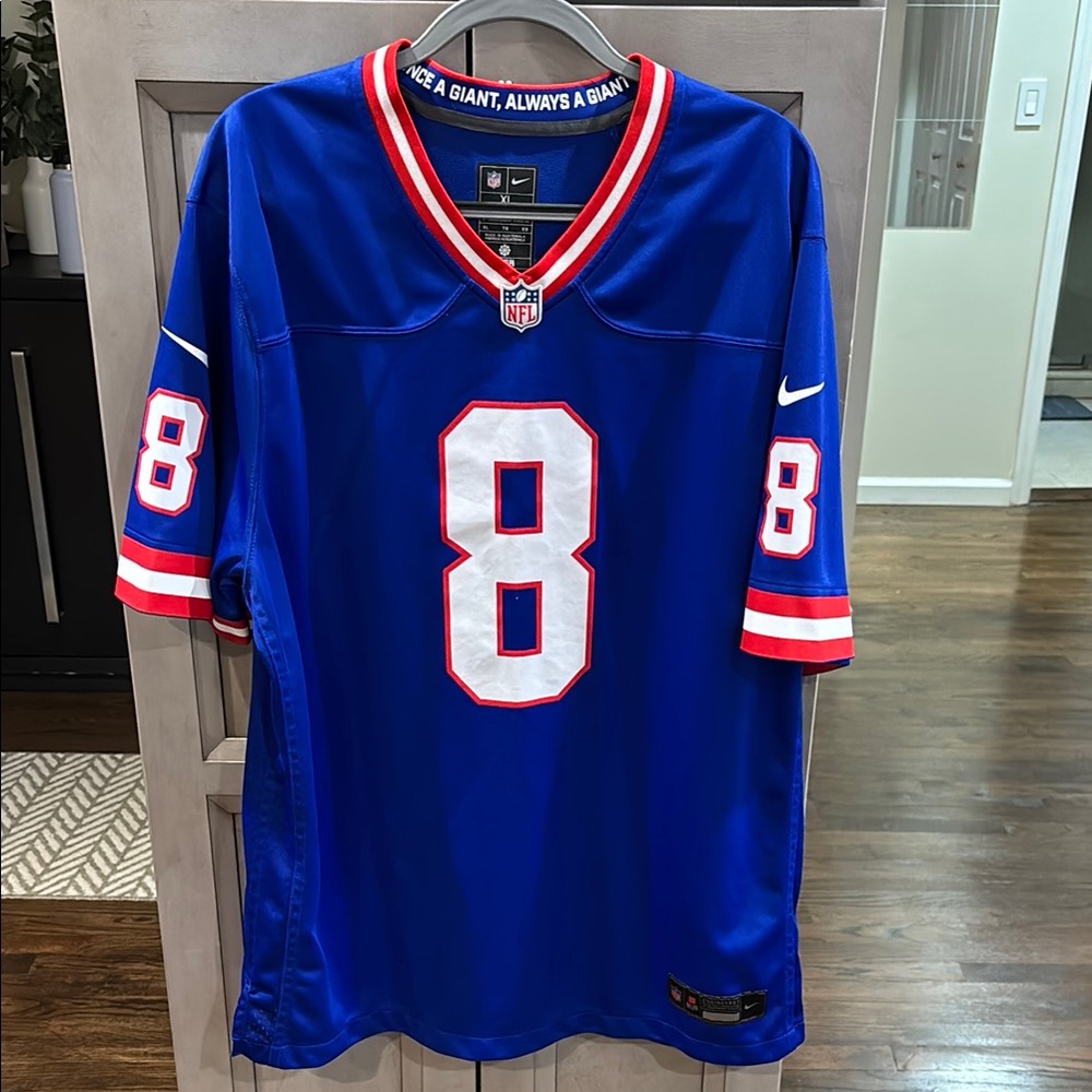 NY Giants Daniel Jones Jersey with Number 8
